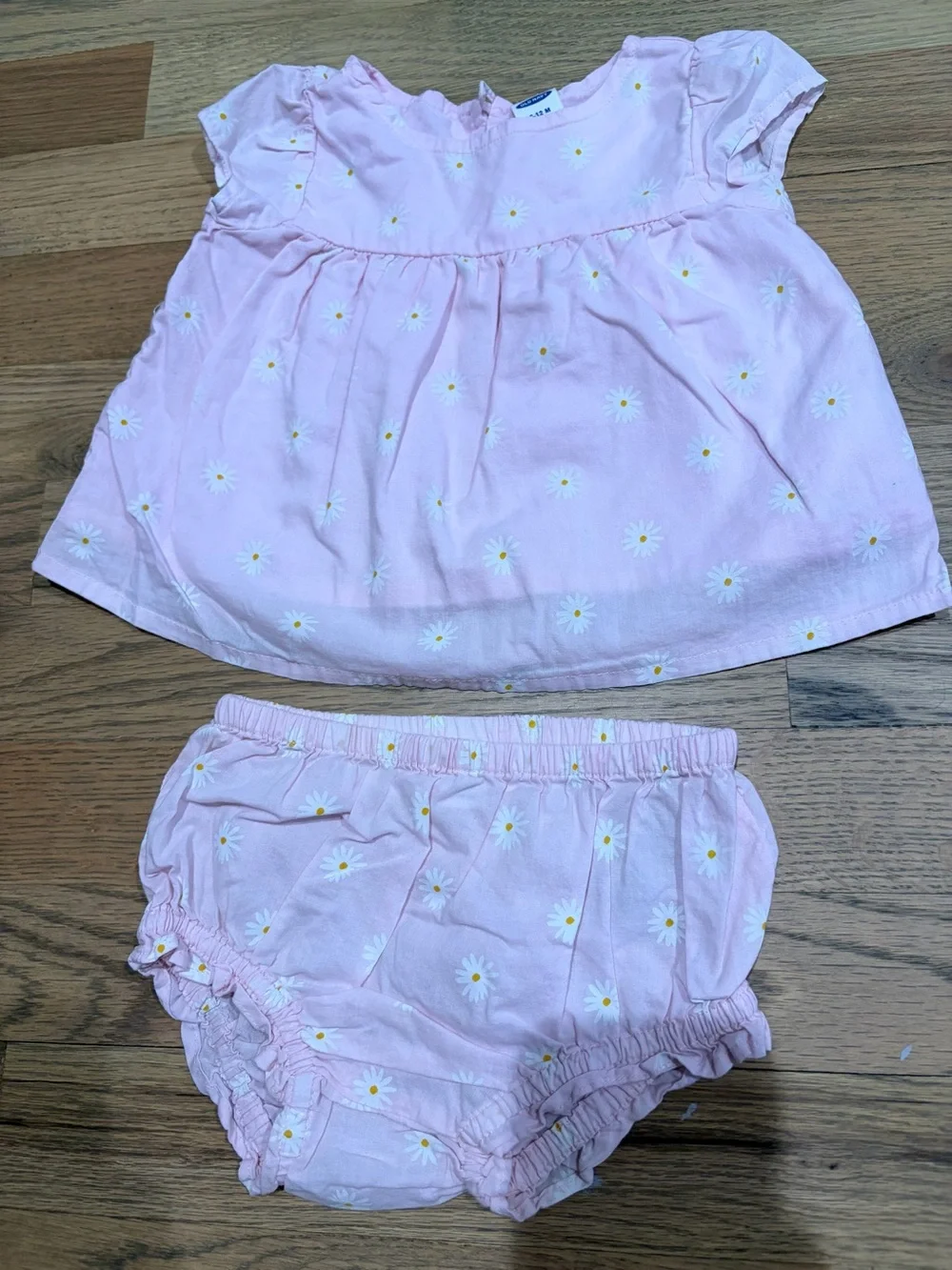 Old Navy baby girl light pink daisy print summer outfit